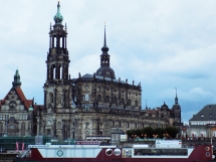 A palace in the Theaterplatz area (Dresden Cathedral)